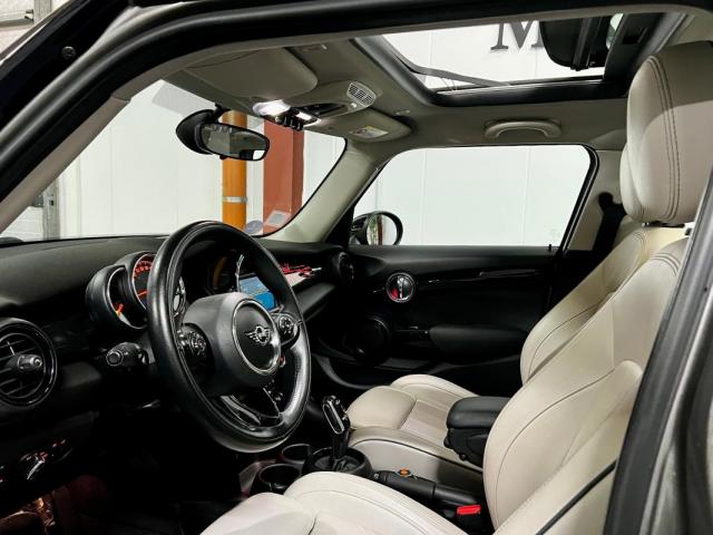 Mini Cooper image 5