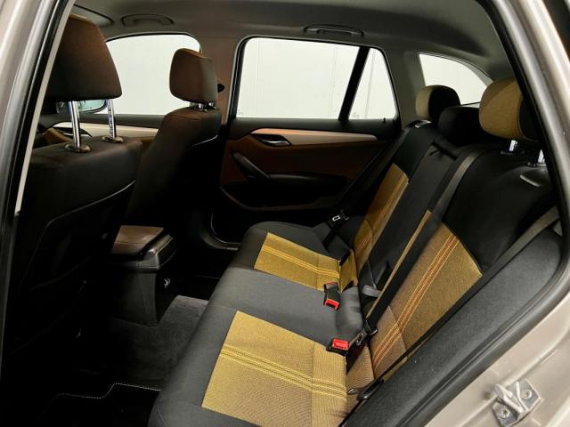 Bmw X1 image 1