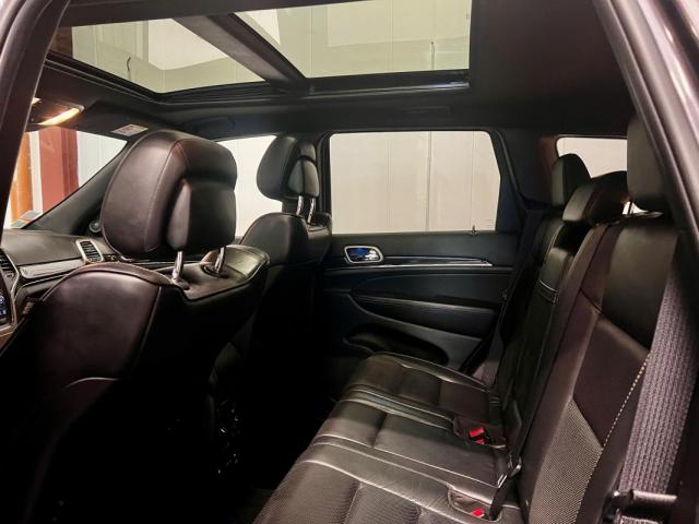 Jeep Grand Cherokee image 1