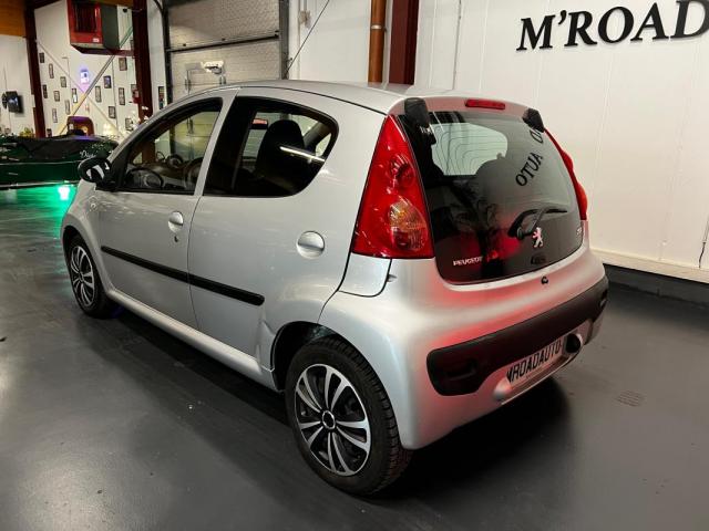 Peugeot 107 image 2