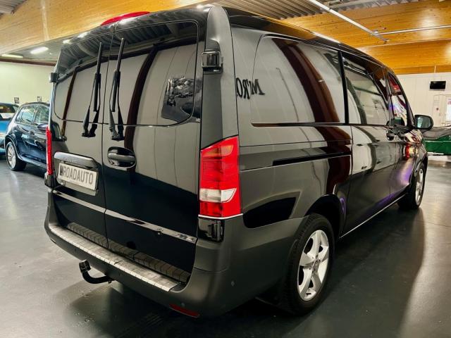 Mercedes Benz Vito image 3