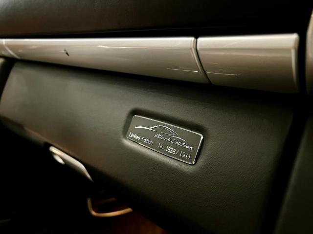 Porsche 911 image 1