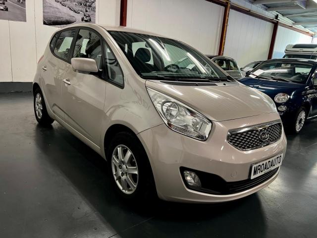 Kia Venga image 6