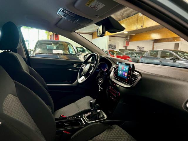 Kia Ceed image 2