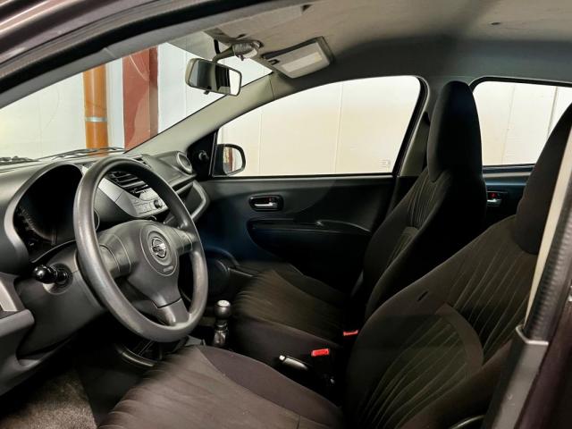Nissan Pixo image 8