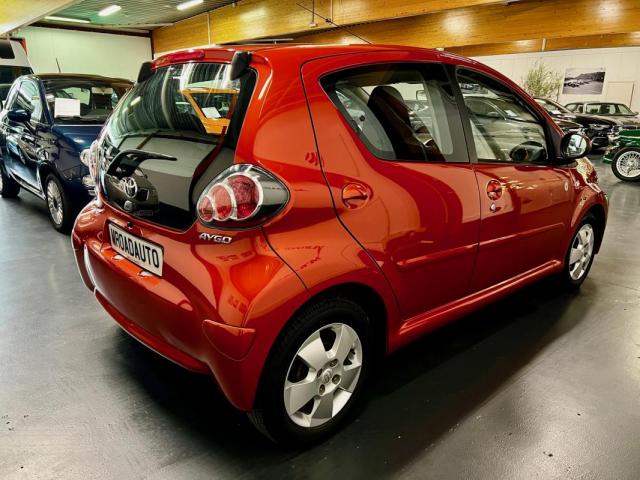 Toyota Aygo image 2