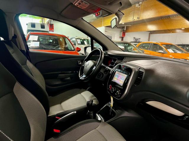 Renault Captur image 1
