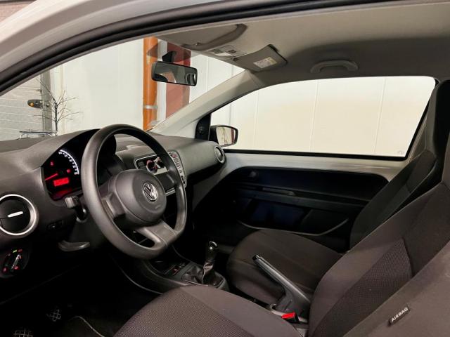 Volkswagen Up! image 3