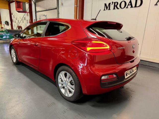 Kia Cee'D image 3