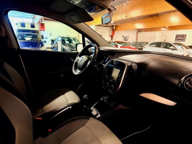 Renault Captur image 8