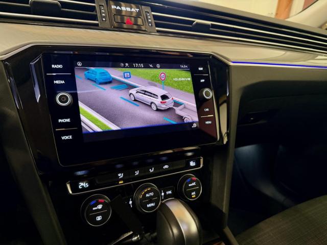 Volkswagen Passat image 3