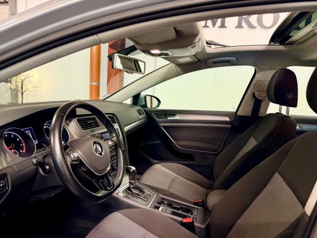 Volkswagen Golf image 4