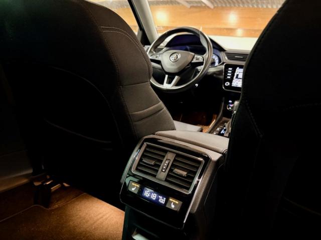 Skoda Superb image 3