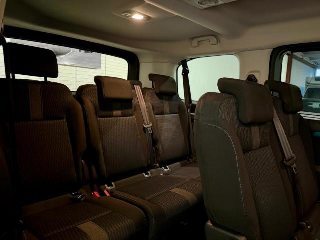 Peugeot Traveller image 6