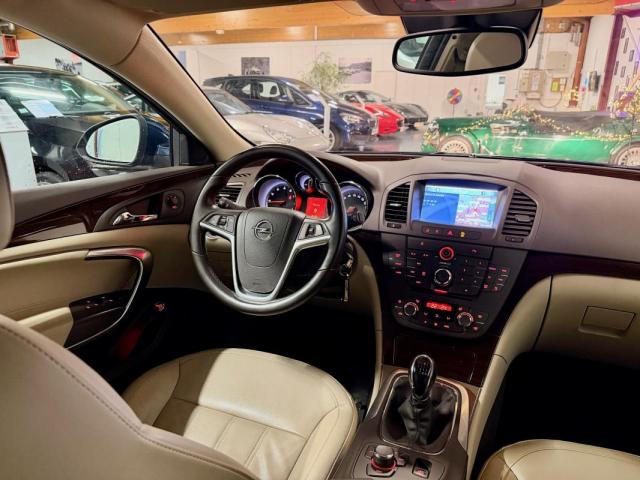 Opel Insignia image 1