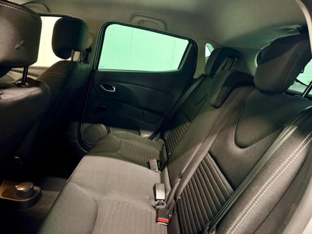 Renault Clio image 1