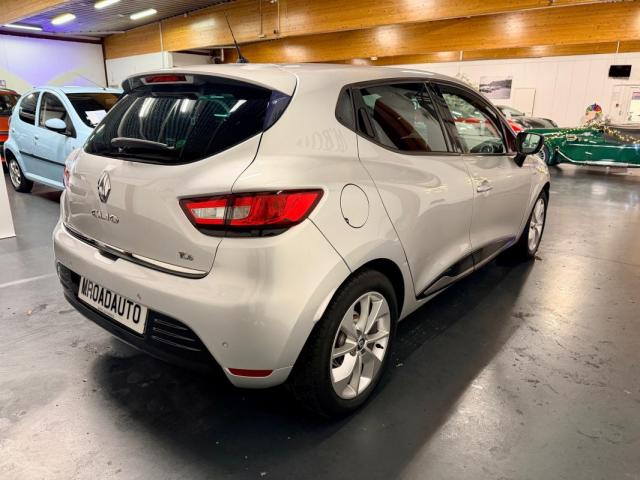 Renault Clio image 7