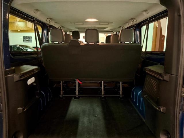Renault Trafic image 8