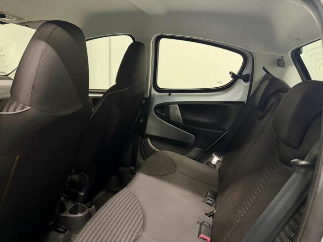 Peugeot 107 image 8