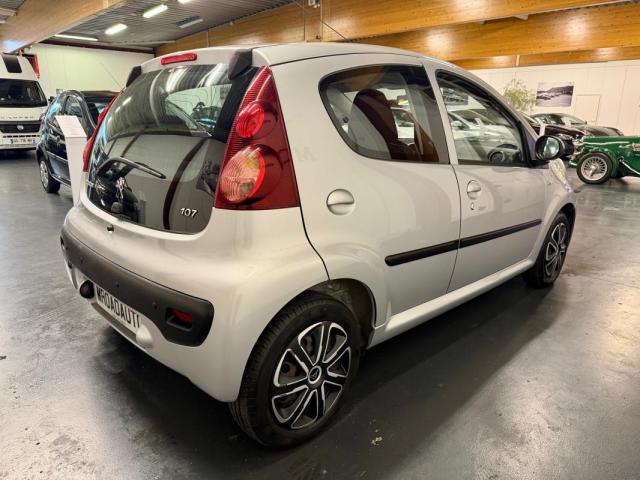 Peugeot 107 image 4
