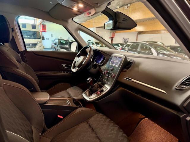 Renault Scénic image 3