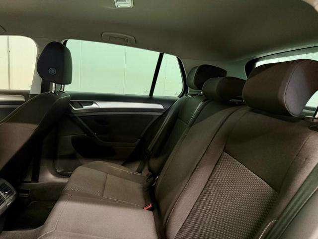 Volkswagen Golf image 3