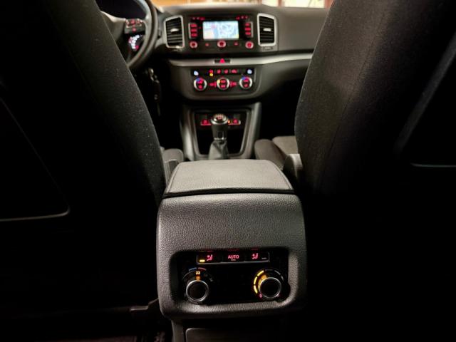 Volkswagen Sharan image 6