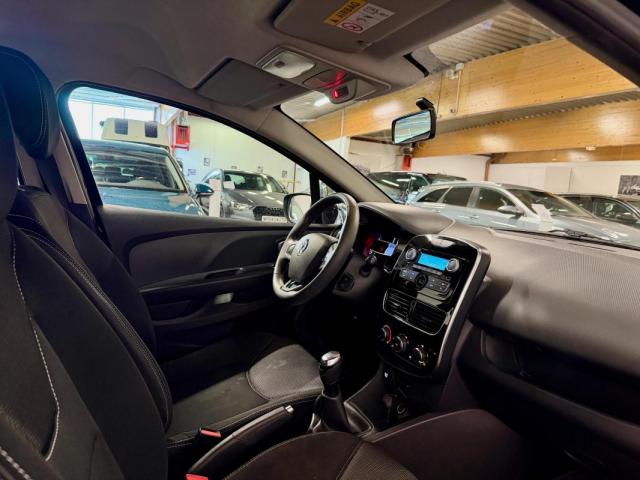 Renault Clio image 8
