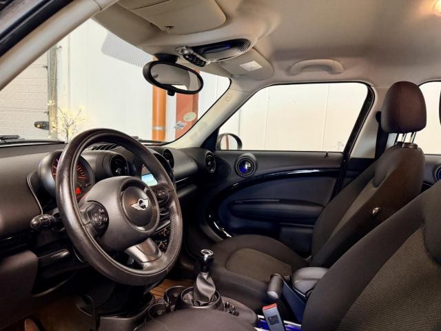 Mini Countryman image 2