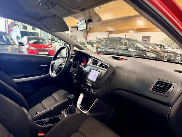 Kia Cee'D image 6