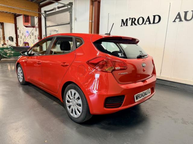 Kia Cee'D image 1