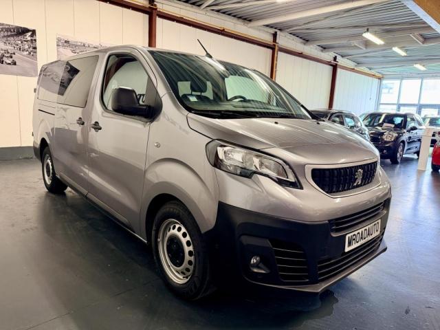 Peugeot Expert image 1