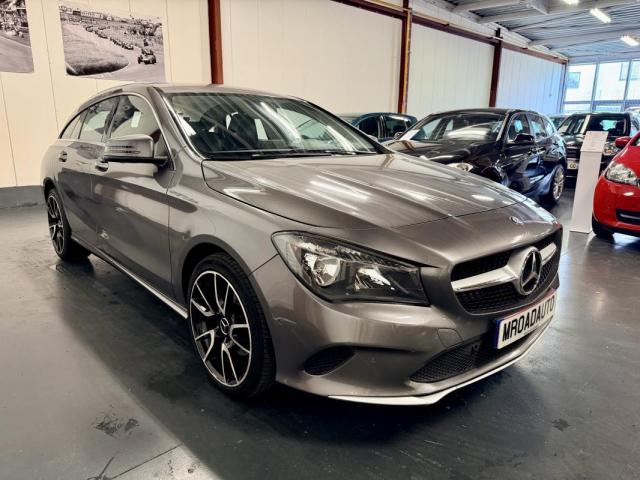 Mercedes Benz Cla image 3
