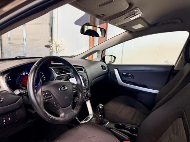 Kia Cee'D image 7