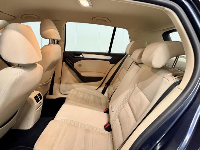 Volkswagen Golf image 4