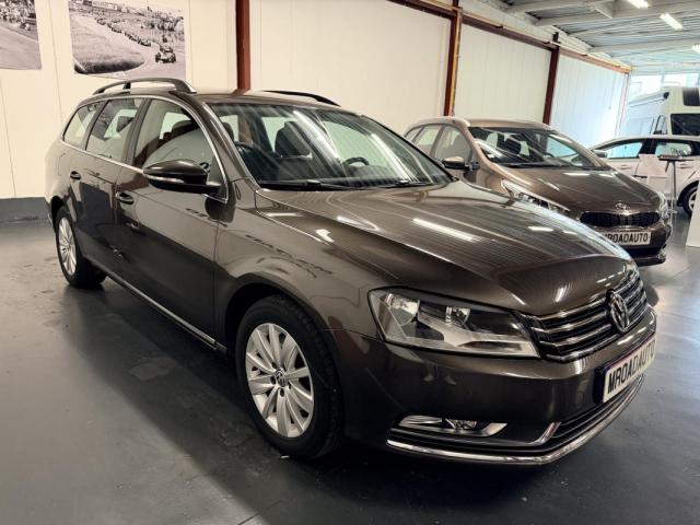 Volkswagen Passat image 3