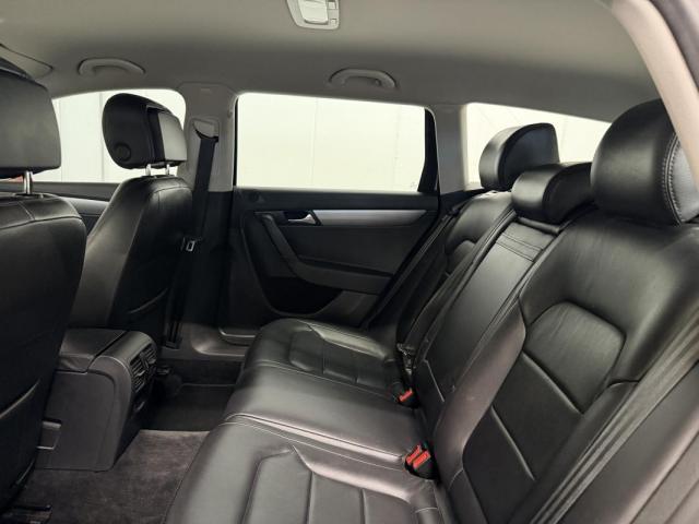 Volkswagen Passat image 4