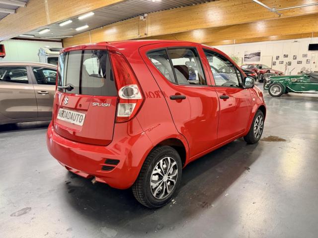 Suzuki Splash image 2