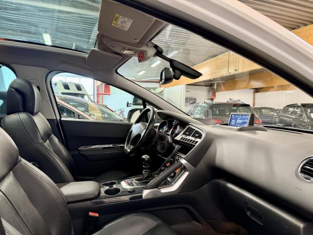Peugeot 3008 image 6