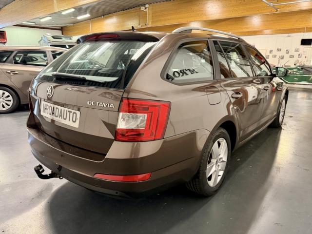 Skoda Octavia image 4
