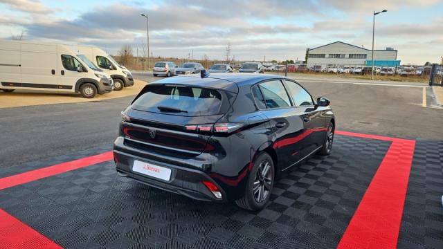 Peugeot 308 image 8