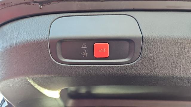 Peugeot 408 image 3