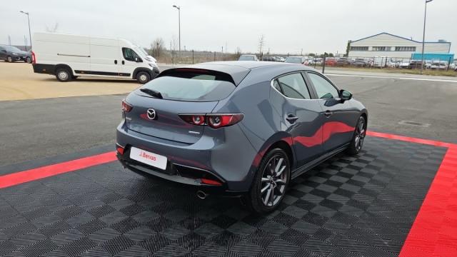 Mazda 3 image 4