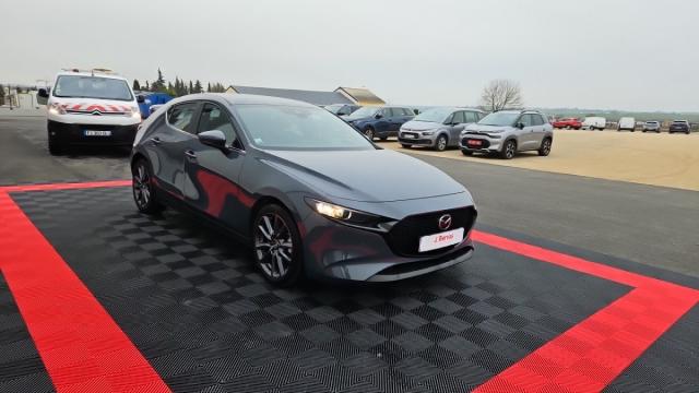 Mazda 3 image 6
