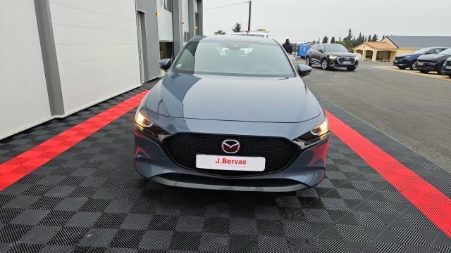 Mazda 3 image 2
