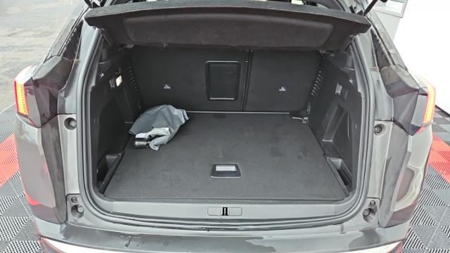 Peugeot 3008 image 2