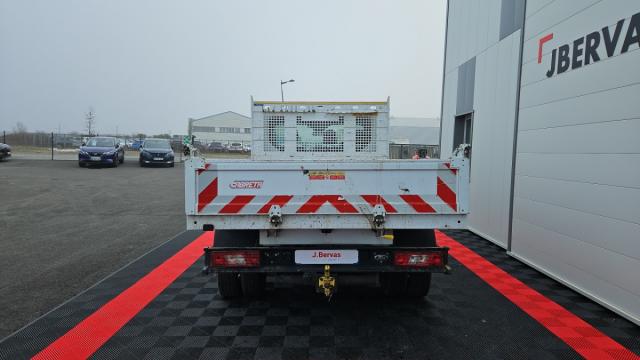 Ford Transit image 9