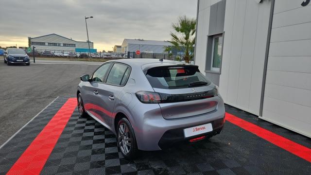 Peugeot 208 image 3