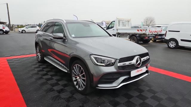 Mercedes Benz Glc image 2