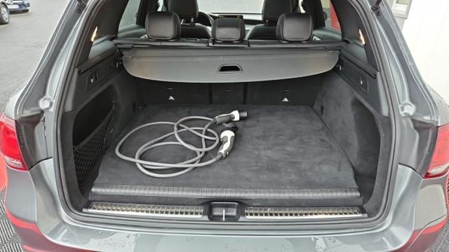 Mercedes Benz Glc image 4